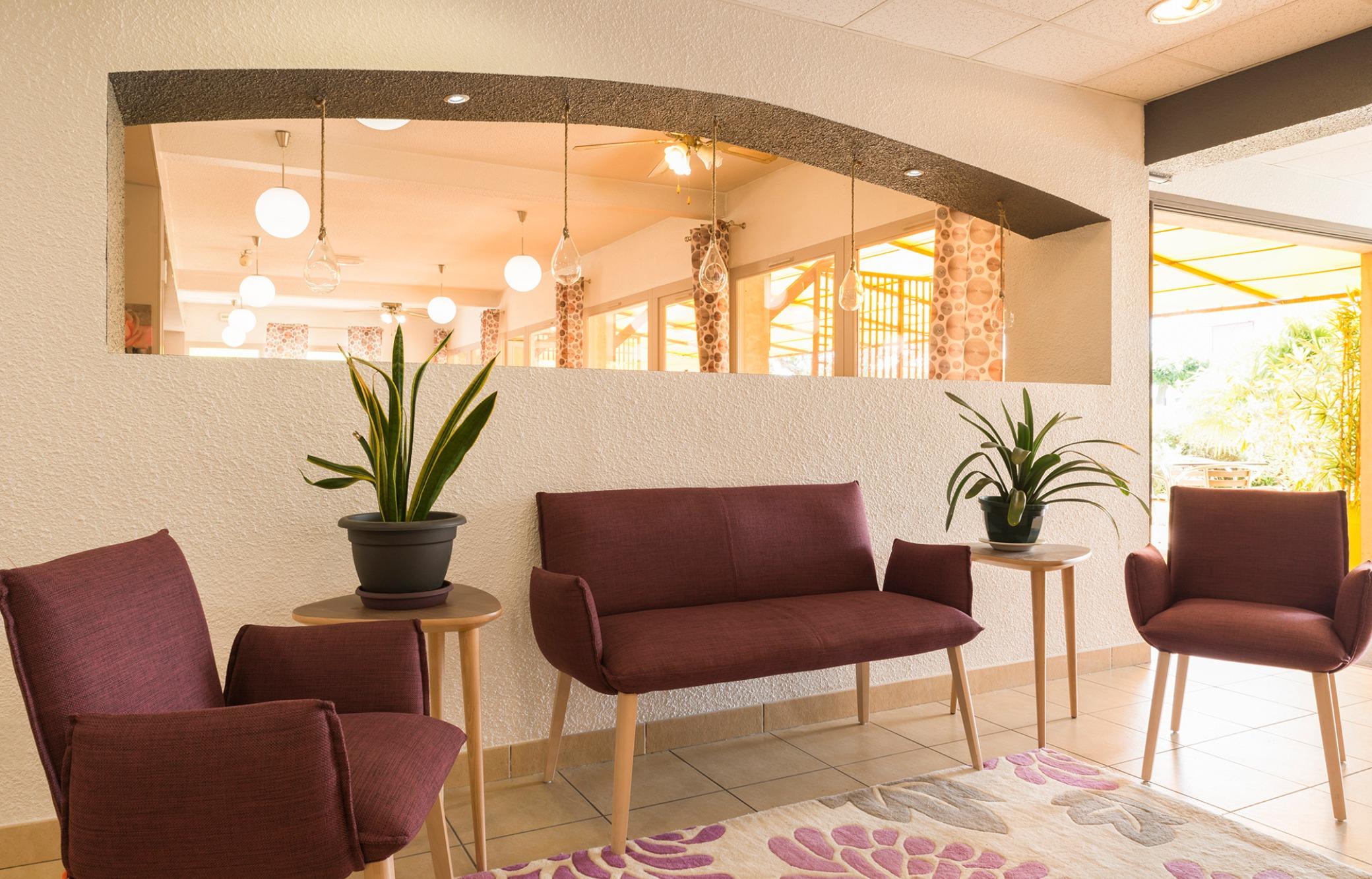 The Originals City, Hotel Valence Est Экстерьер фото