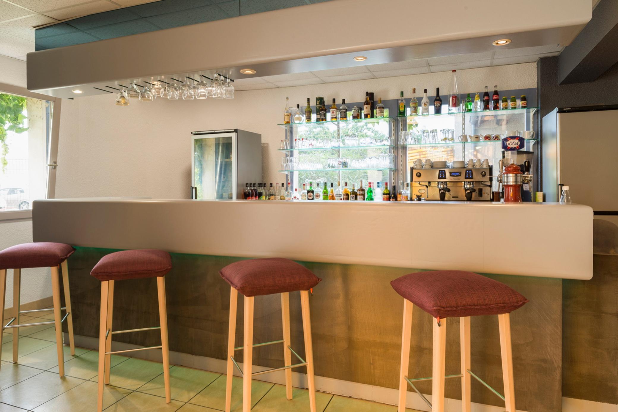 The Originals City, Hotel Valence Est Экстерьер фото