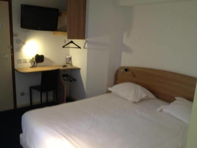The Originals City, Hotel Valence Est Экстерьер фото